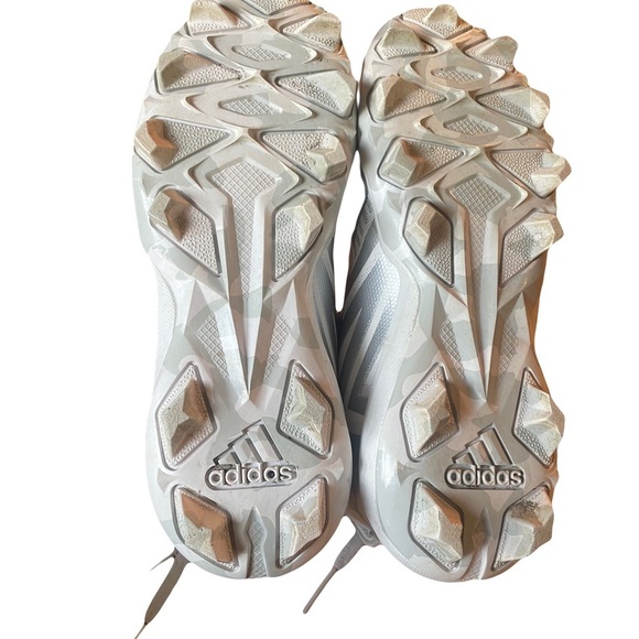 Adidas Freak Spark Boys Sz 1.5 Football Cleats white/gray
Great condition - Picture 2 of 4
